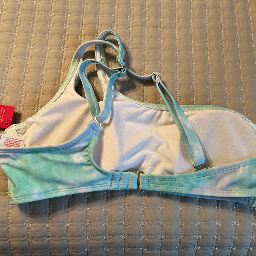 New with tags swim top from target